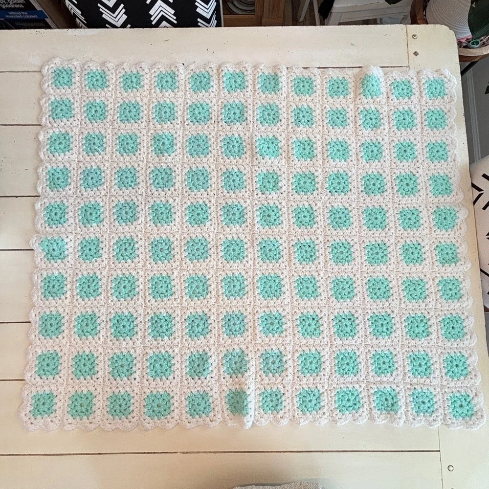 Granny Square Crochet Blanket Afghan White Blue/Green 32X40.5in Handmade